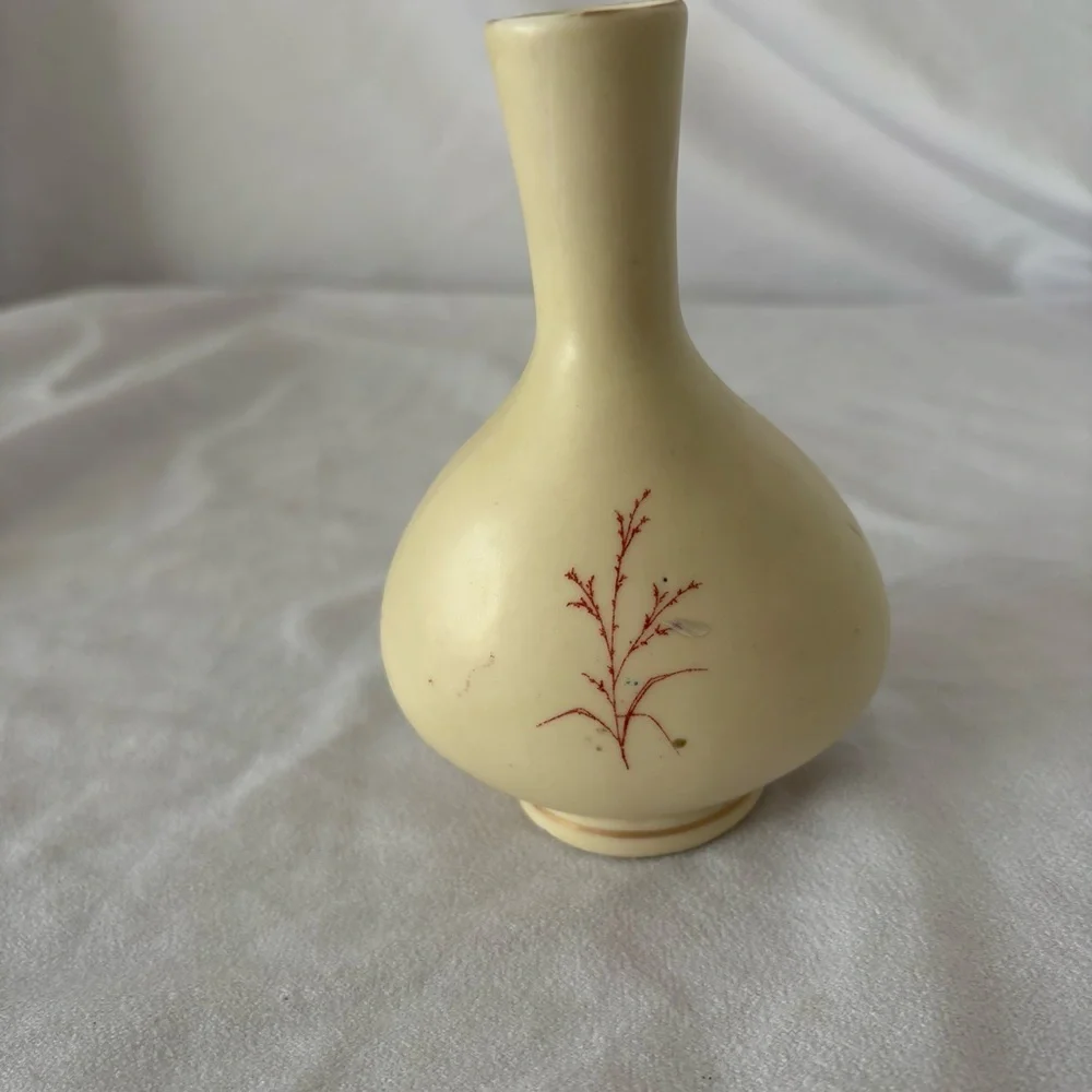 Vintage ceramic handmade painted floral vase gilded gold home decor cream